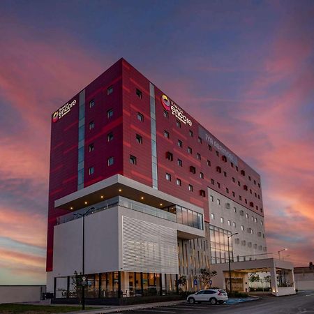 Ramada Encore By Wyndham Guadalajara Aeropuerto Las Pintas Экстерьер фото