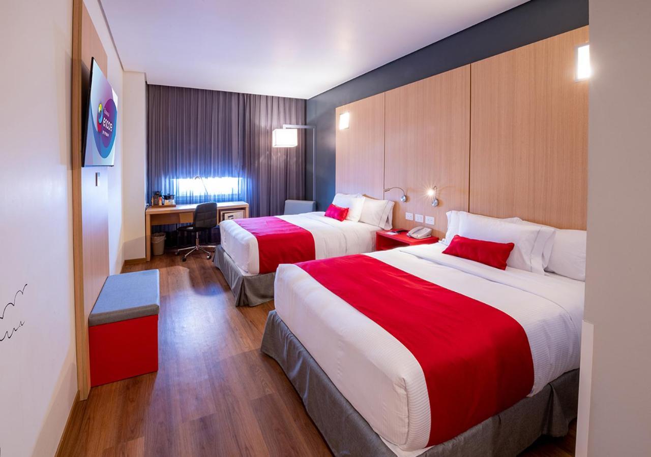 Ramada Encore By Wyndham Guadalajara Aeropuerto Las Pintas Экстерьер фото