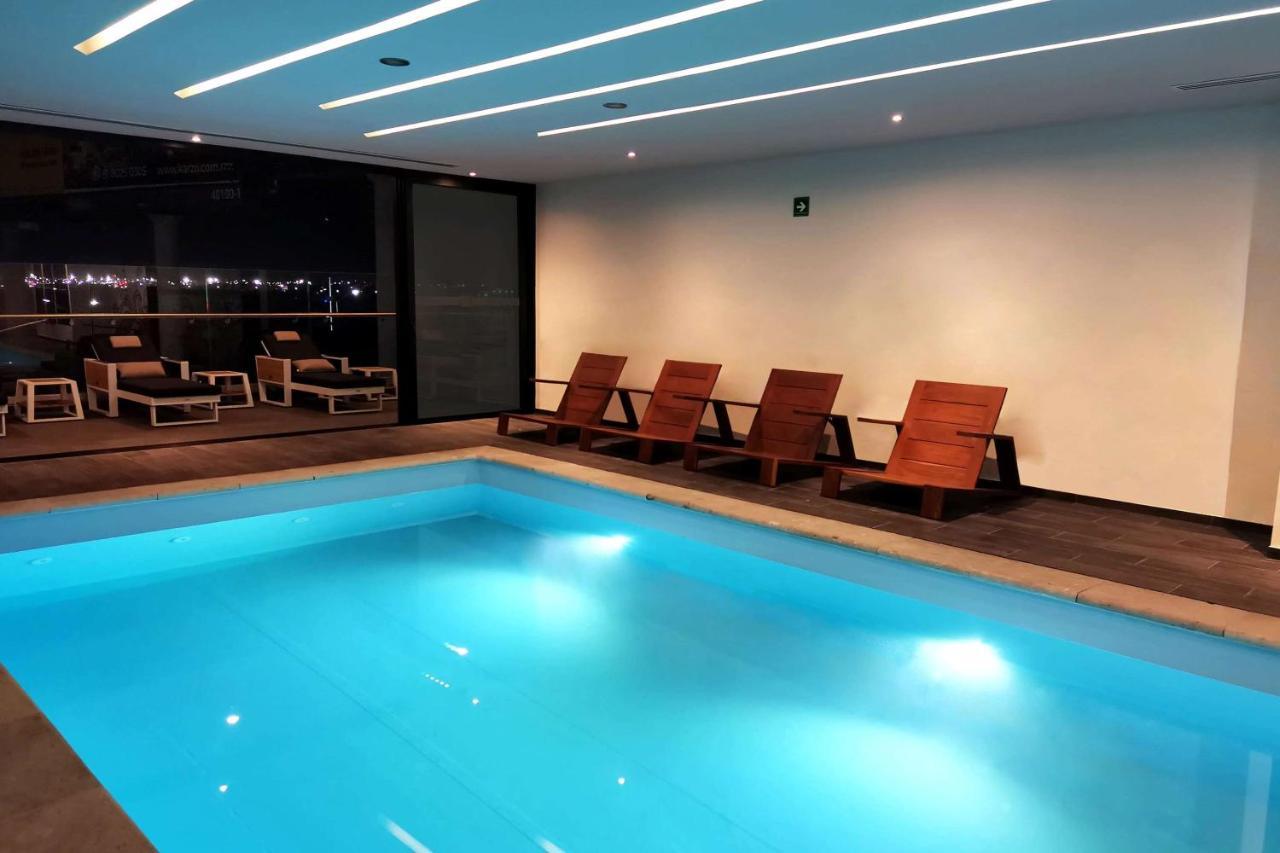 Ramada Encore By Wyndham Guadalajara Aeropuerto Las Pintas Экстерьер фото