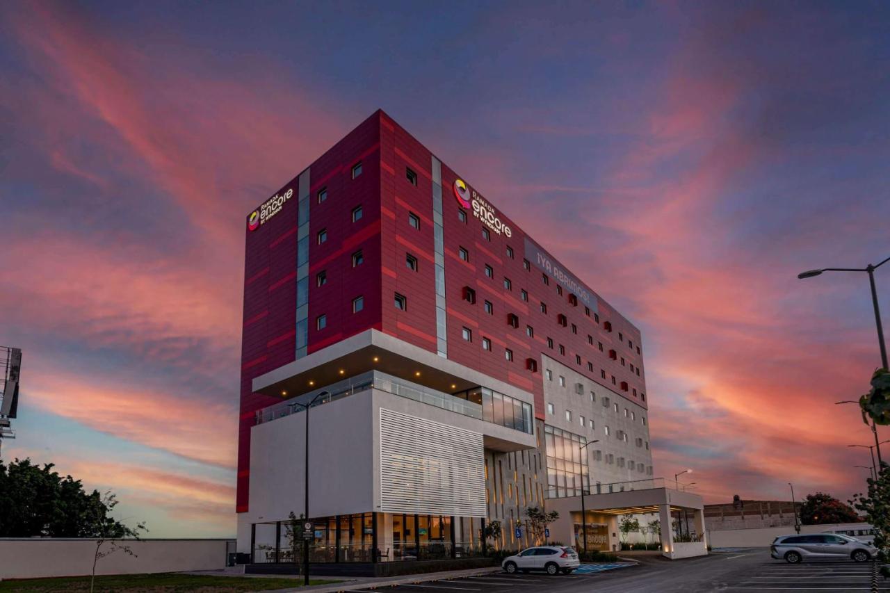 Ramada Encore By Wyndham Guadalajara Aeropuerto Las Pintas Экстерьер фото
