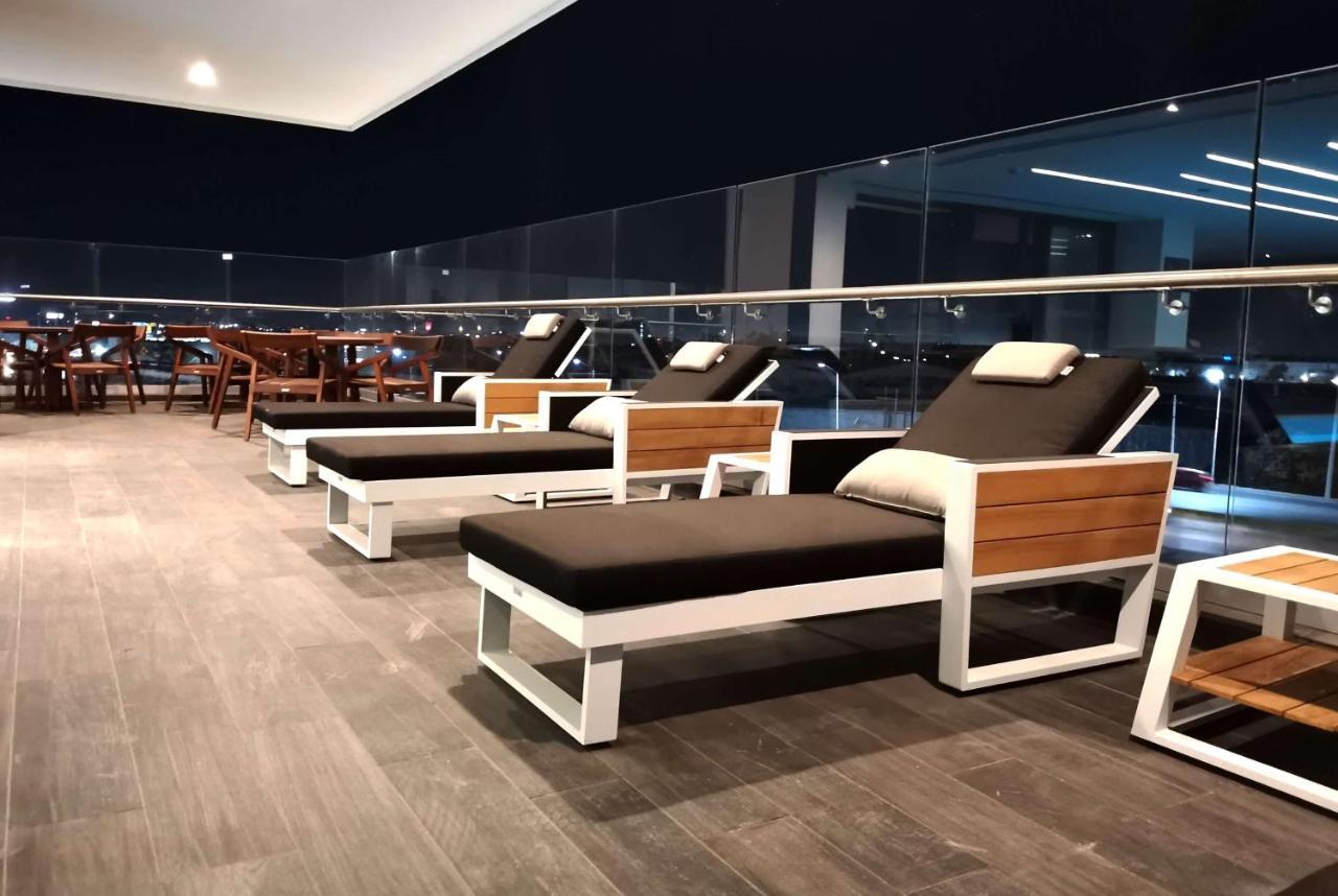 Ramada Encore By Wyndham Guadalajara Aeropuerto Las Pintas Экстерьер фото