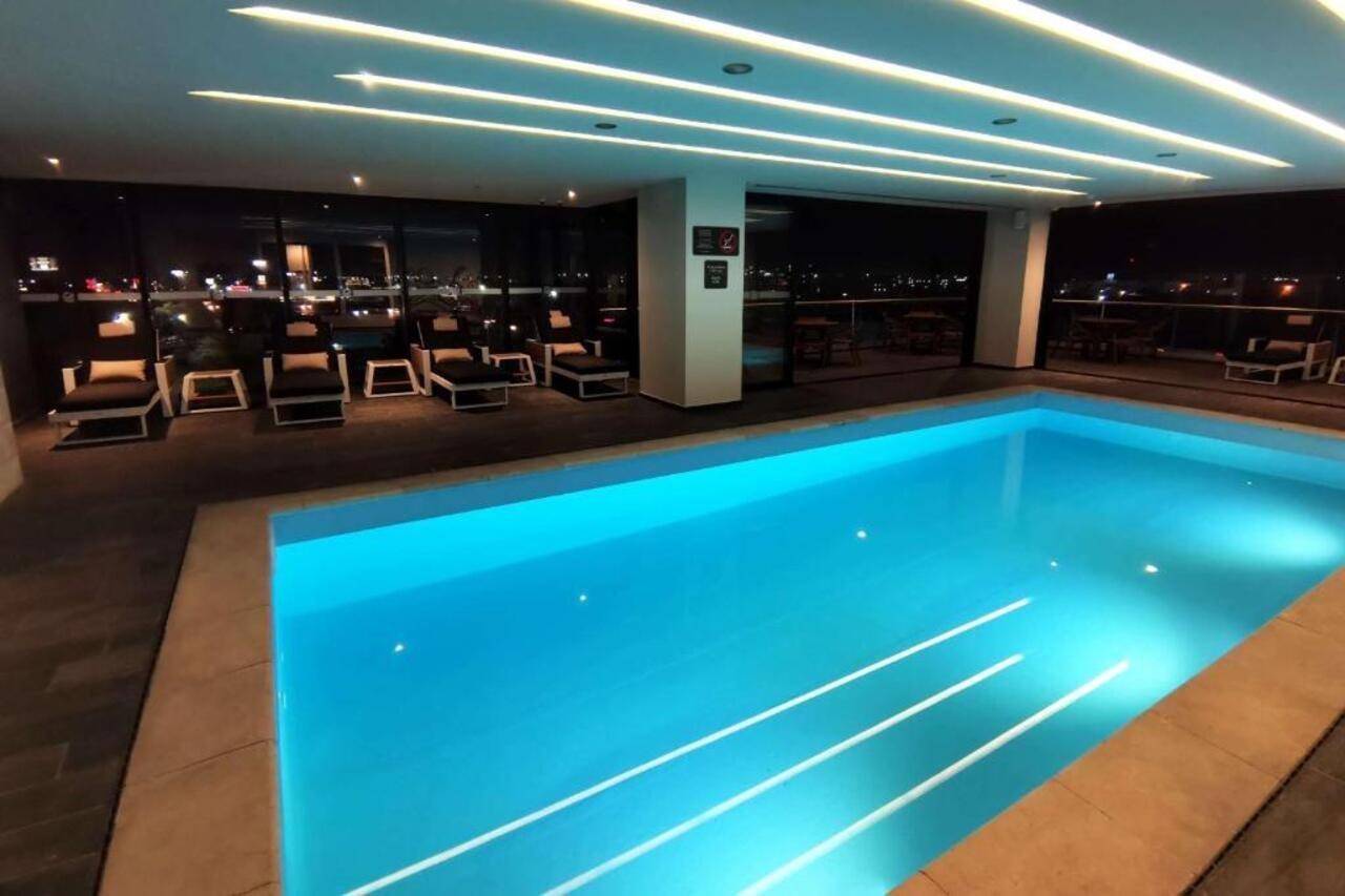 Ramada Encore By Wyndham Guadalajara Aeropuerto Las Pintas Экстерьер фото